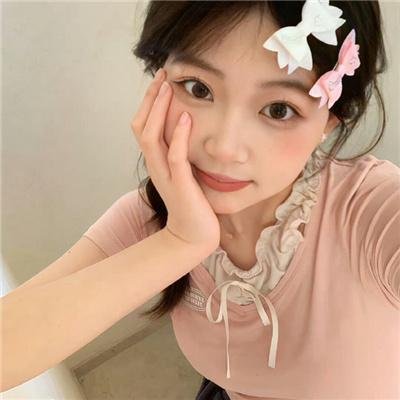 小黄花青草地